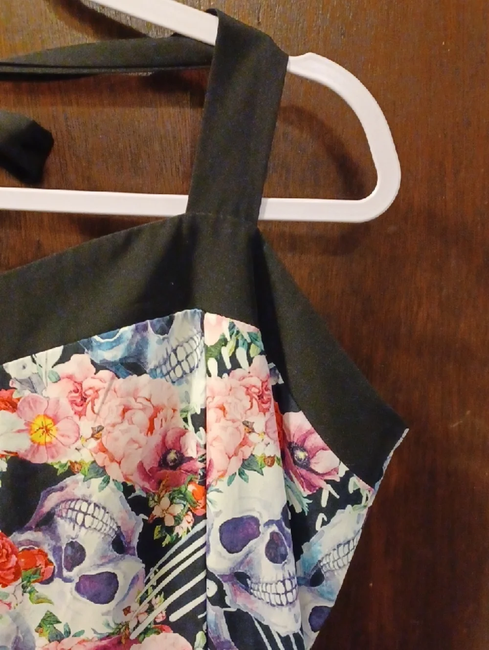 Floral Skull Fit-and-Flare Dress in Black with Pink & Blue Flowers Size XXL - Picture 6 of 14